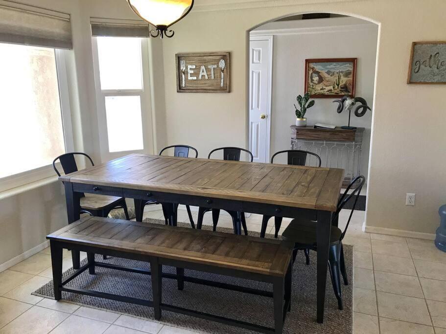 Private View On The Lake Side Of 95! Sleeps 16 Lake Havasu City Dış mekan fotoğraf
