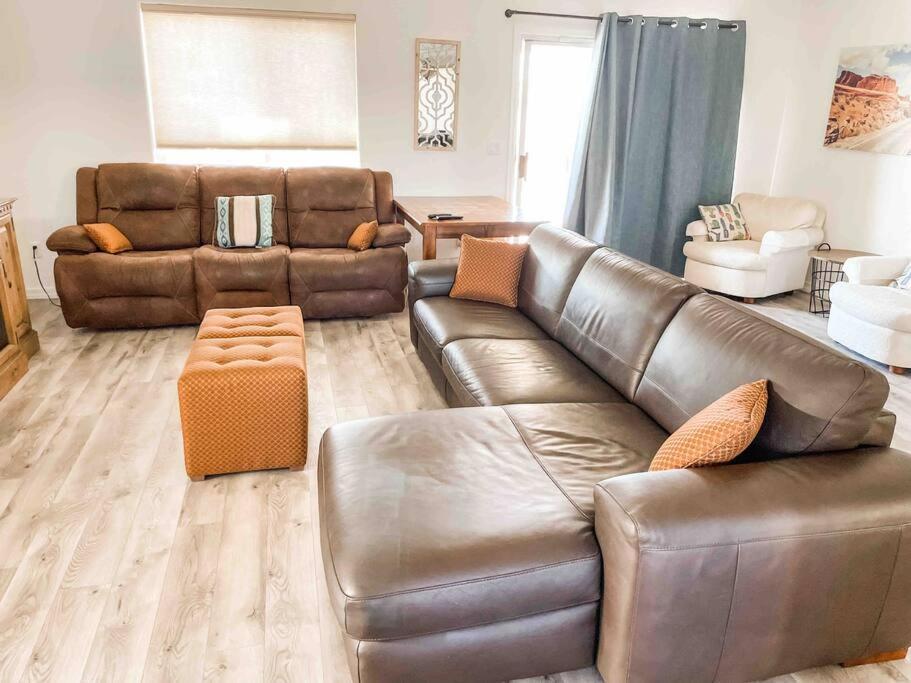 Private View On The Lake Side Of 95! Sleeps 16 Lake Havasu City Dış mekan fotoğraf